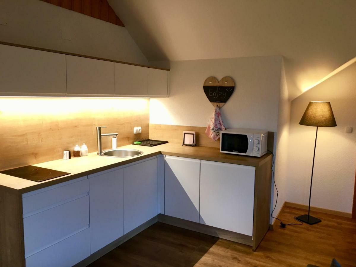 Lusht'N Apartma Жировница Экстерьер фото
